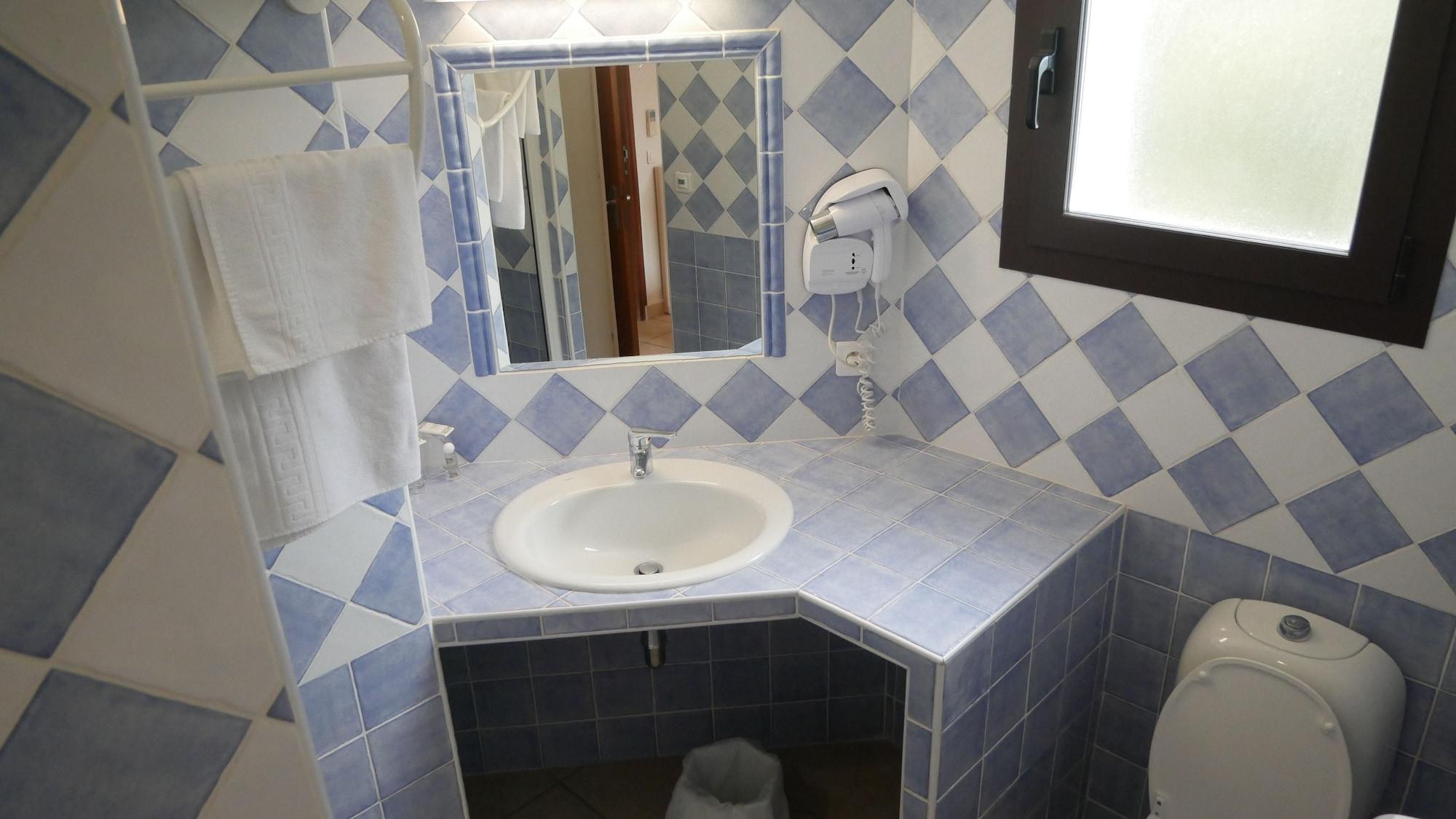 Corsica Hostel Porto-Vecchio, Partie Dortoirs 외부 사진