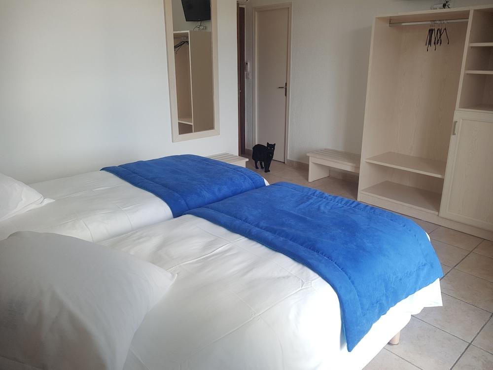 Corsica Hostel Porto-Vecchio, Partie Dortoirs 외부 사진